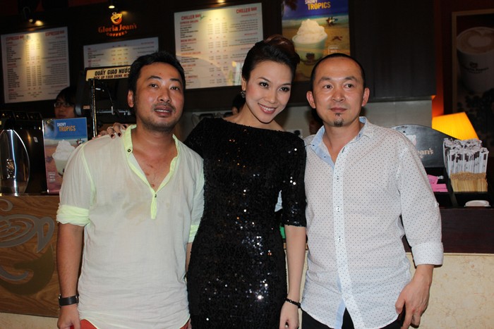 Bộ ba giám khảo Vietnam Idol 2012: nhạc sĩ Quang Dũng, ca sĩ Mỹ Tâm và nhạc sĩ Quốc Trung